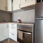 Apartman Atico Con Barbacoa Y Terraza Exclusiva.