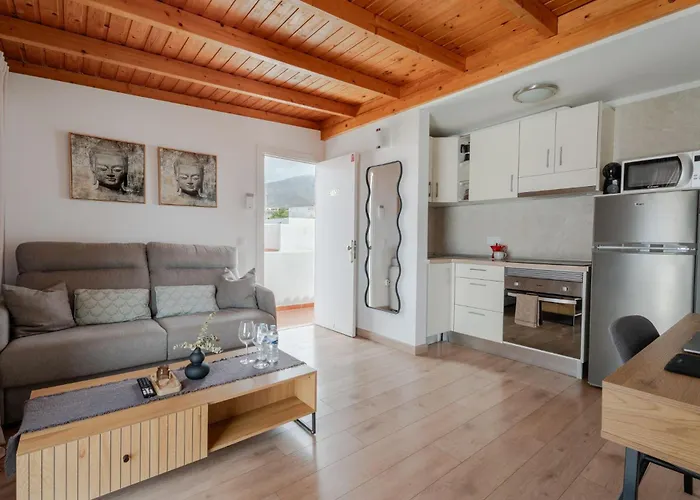 Atico Con Barbacoa Y Terraza Exclusiva. *