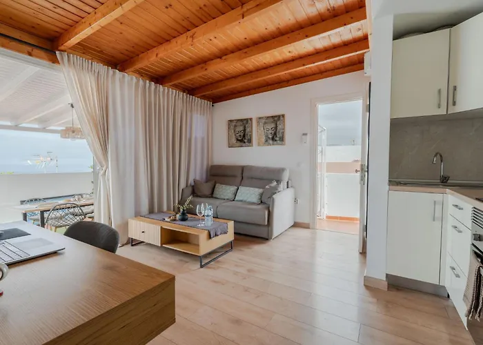 Atico Con Barbacoa Y Terraza Exclusiva.